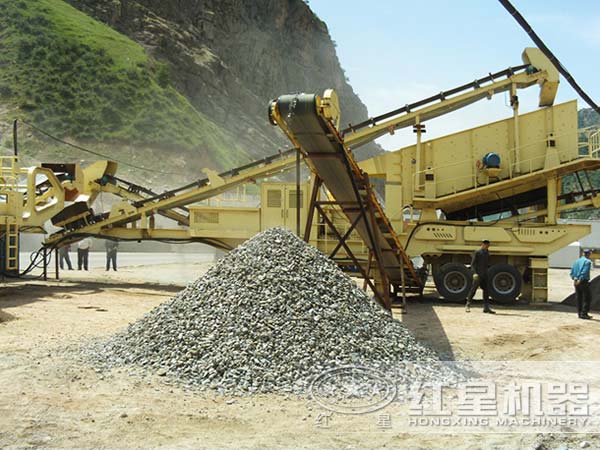 移動(dòng)破碎站助陣國(guó)家高速公路建設(shè)